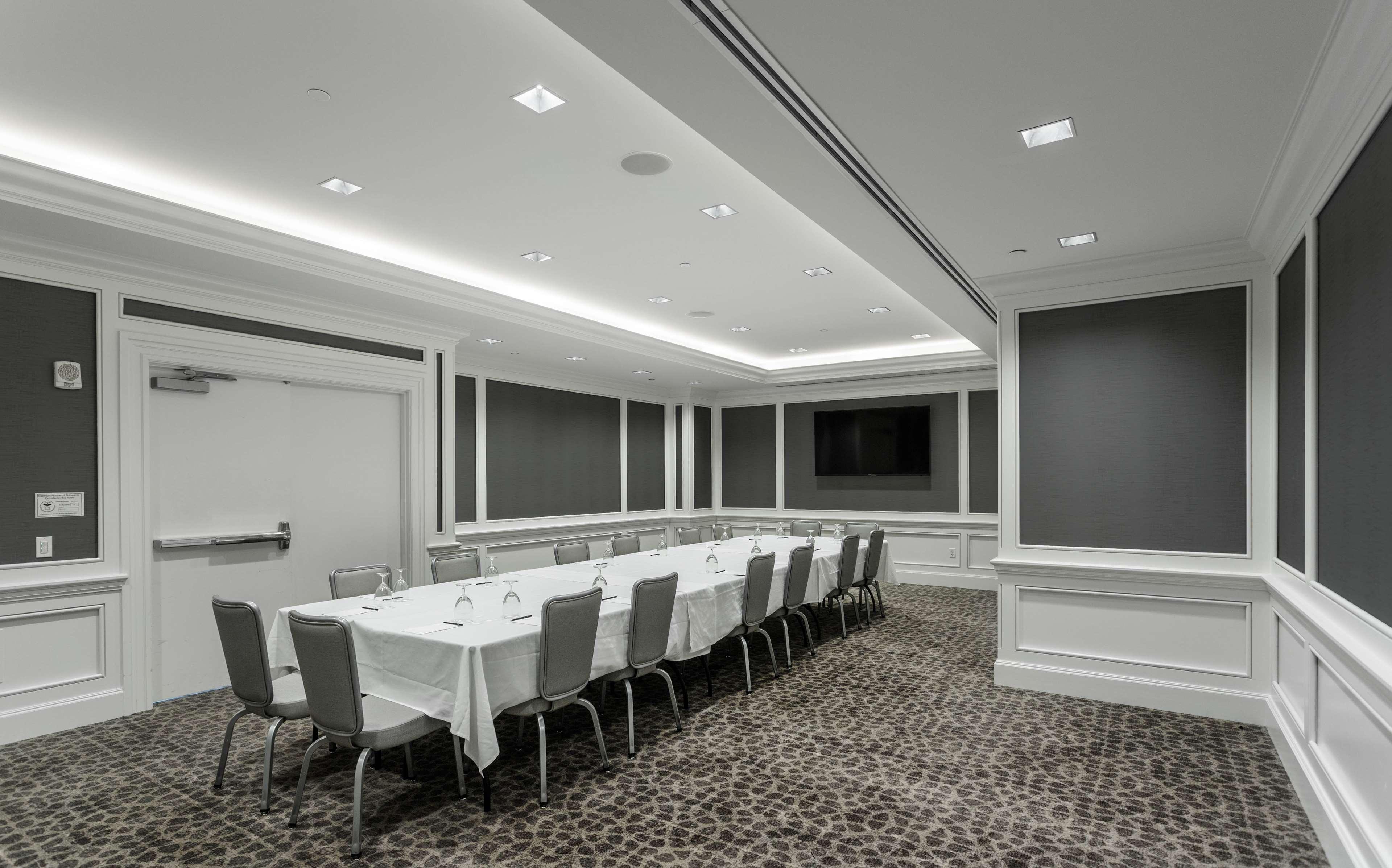Hotel Hilton Columbus At Easton Esterno foto