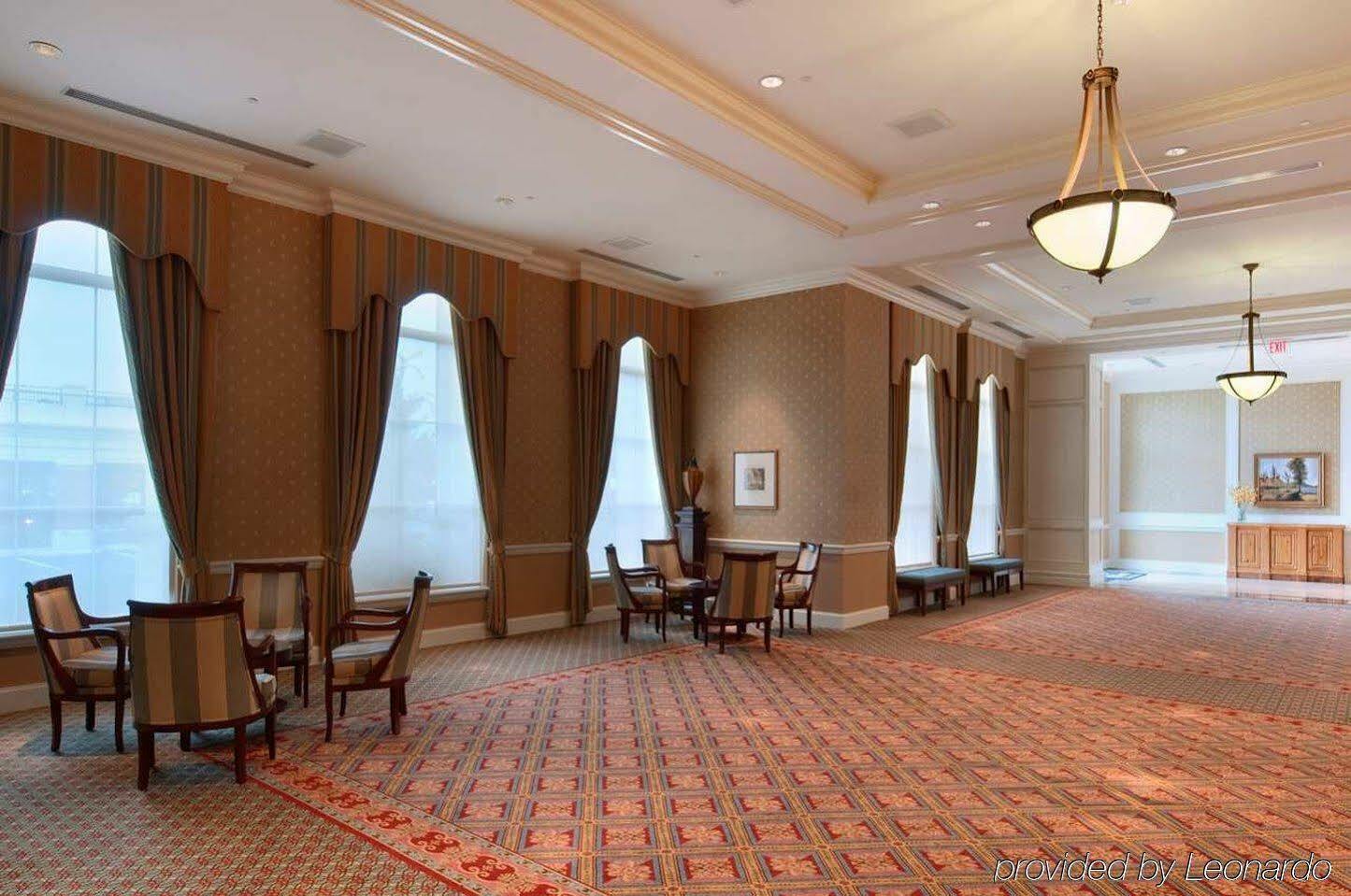 Hotel Hilton Columbus At Easton Esterno foto